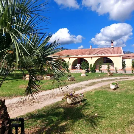 Apt 4 Tenuta Le Palme Castiadas